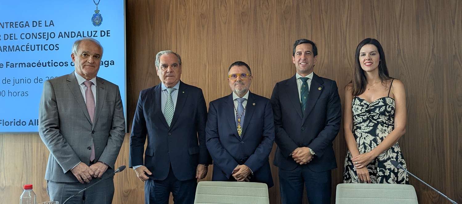 Medalla Oro Francisco Florido autoridades